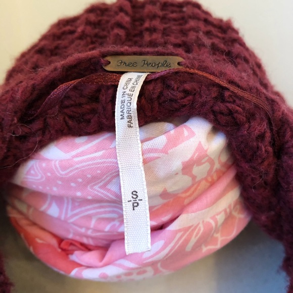 Free People burgundy dolman sleeve sweater, US S - Picture 6 of 7